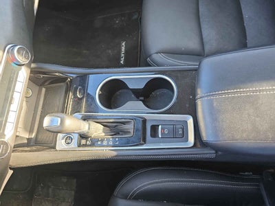 2023 Nissan Altima 4p Exclusive L4/2.0/T Aut