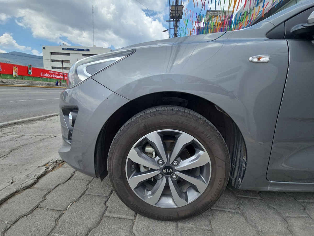 2021 Kia KIA RIO HB 5p LX L4/1.6 Man