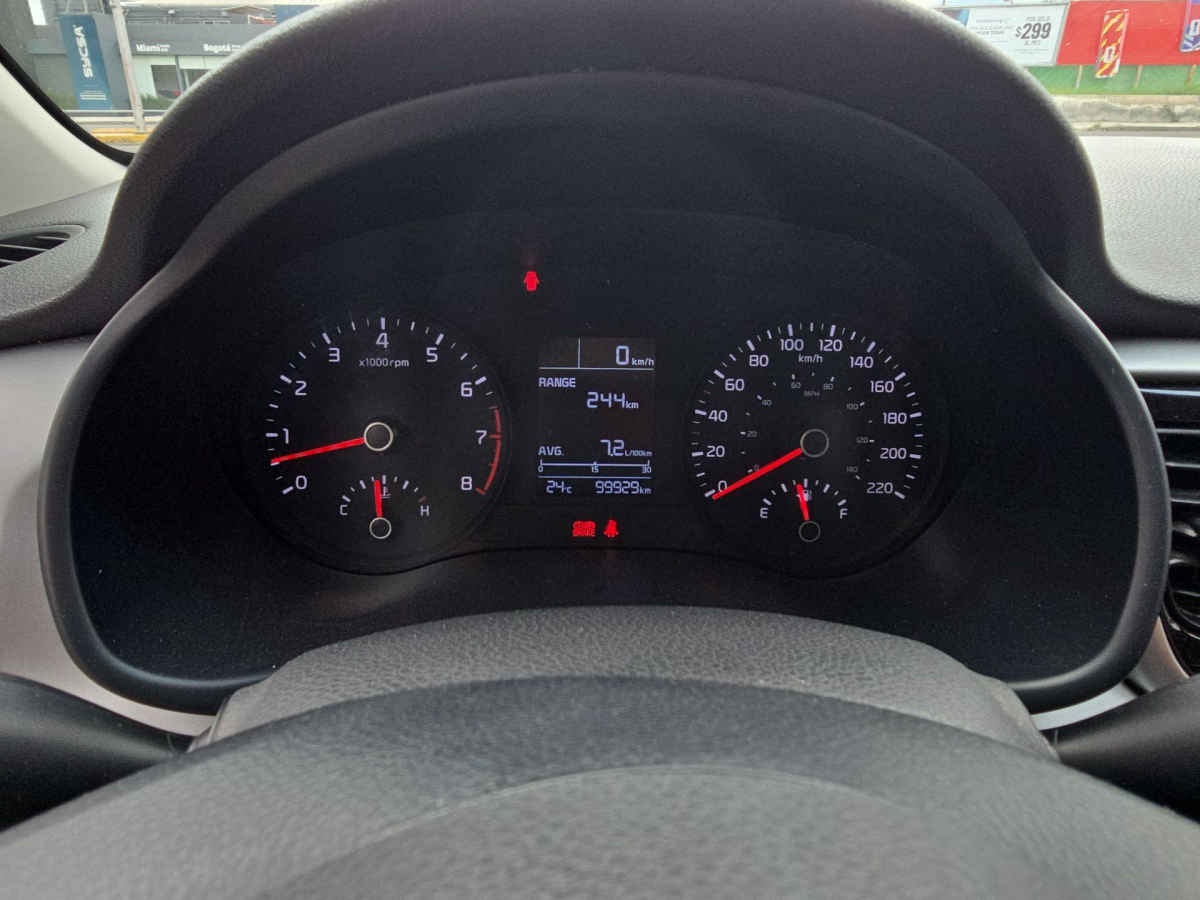 2021 Kia KIA RIO HB 5p LX L4/1.6 Man