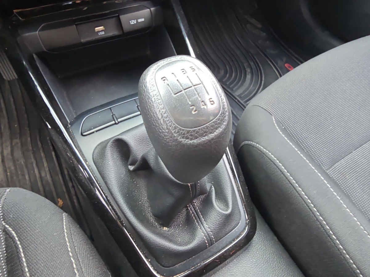 2021 Kia KIA RIO HB 5p LX L4/1.6 Man