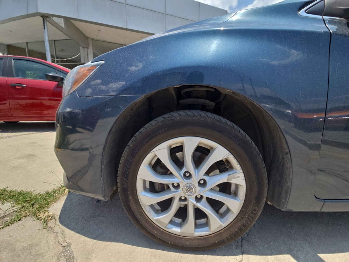 2017 Nissan Sentra 4p Advance L4/1.8 Man