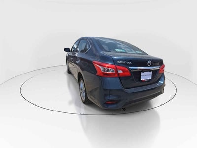 2017 Nissan Sentra 4p Advance L4/1.8 Man
