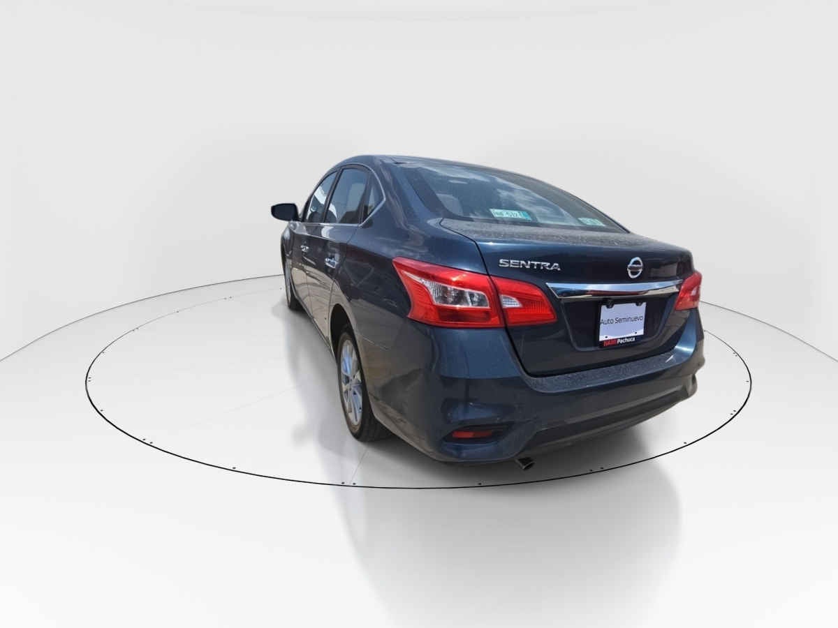 2017 Nissan Sentra 4p Advance L4/1.8 Man