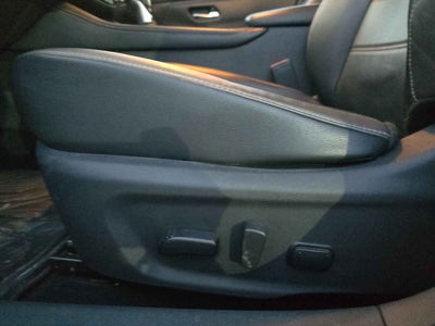 2023 Nissan Sentra 4p SR Platinum Bi-tono L4/2.0 Aut