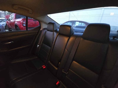 2023 Nissan Sentra 4p SR Platinum Bi-tono L4/2.0 Aut