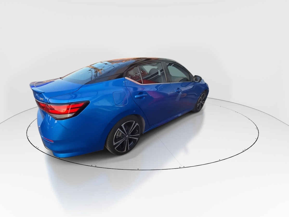 2023 Nissan Sentra 4p SR Platinum Bi-tono L4/2.0 Aut