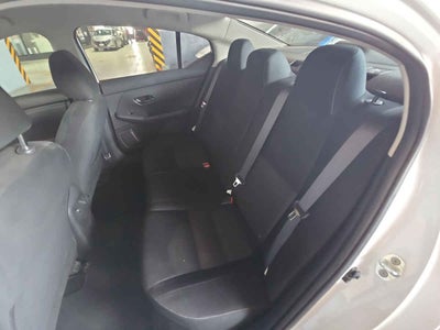 2024 Nissan Sentra 4p Advance L4/2.0 Man