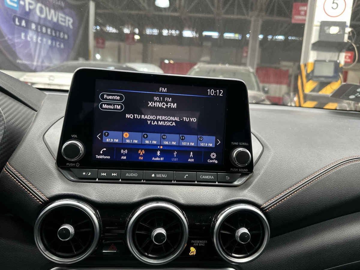 2023 Nissan Sentra 4p SR L4/2.0 Aut