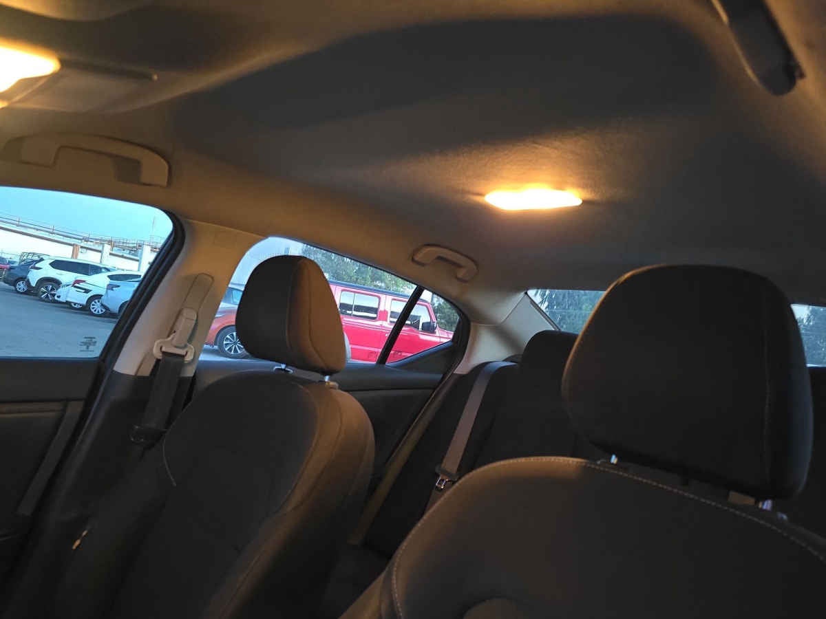 2022 Nissan Sentra 4p Sense L4/2.0 Man
