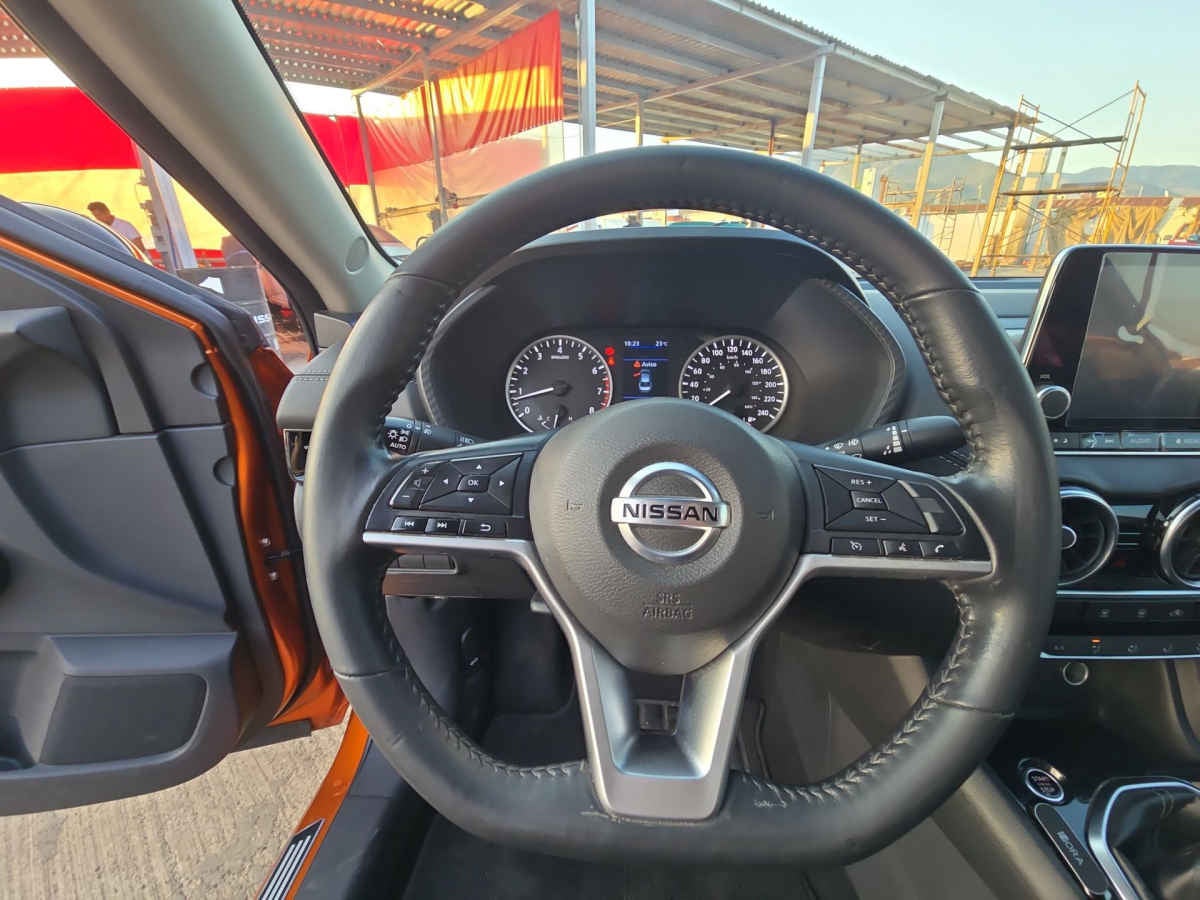 2022 Nissan Sentra 4p Advance L4/2.0 Man