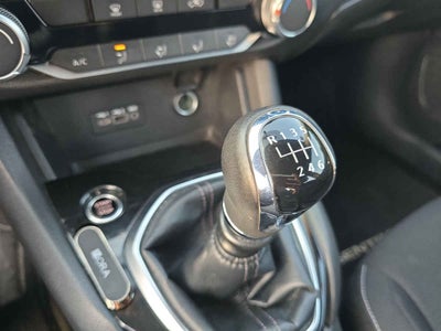 2022 Nissan Sentra 4p Advance L4/2.0 Man