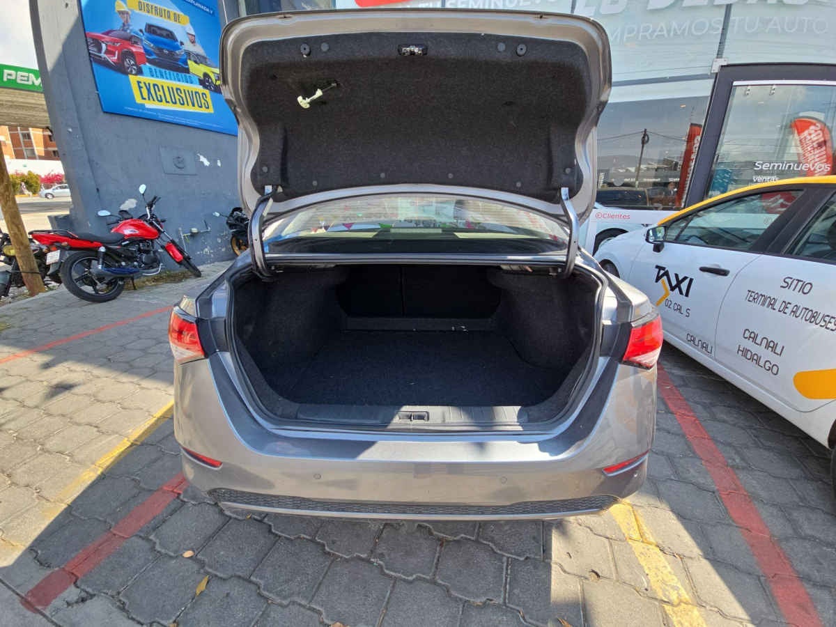 2024 Nissan Sentra 4p Advance L4/2.0 Aut