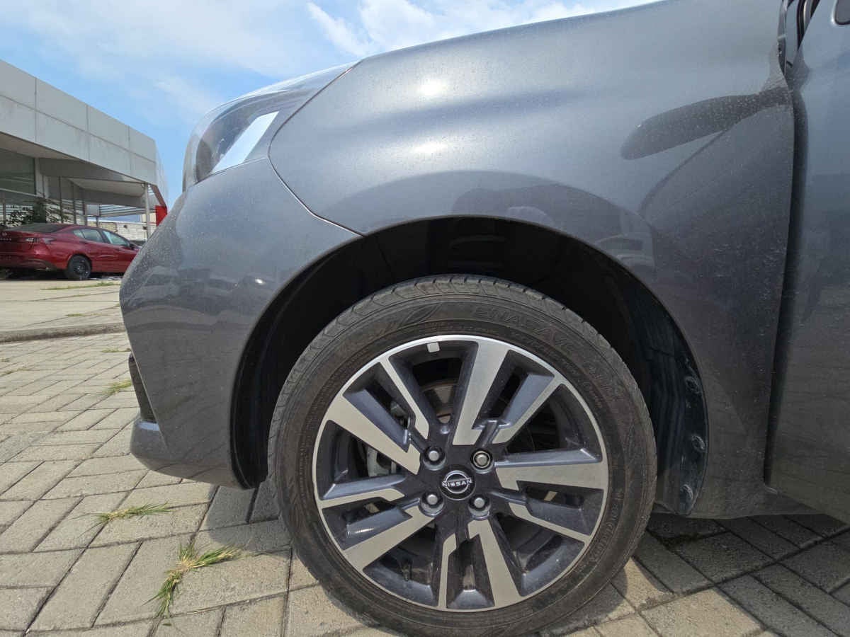 2023 Nissan March 5p Exclusive L4/1.6 Man