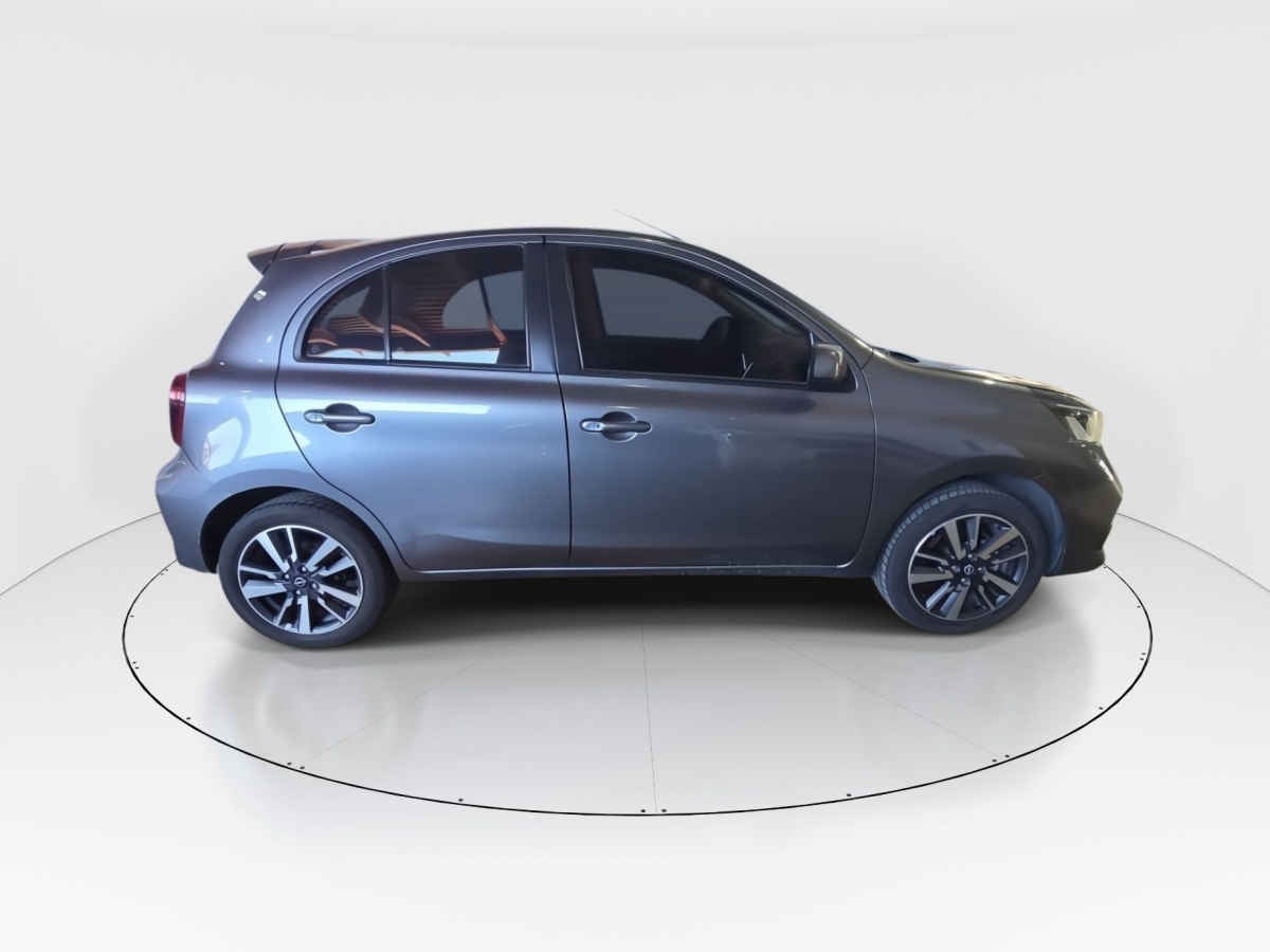 2023 Nissan March 5p Exclusive L4/1.6 Man
