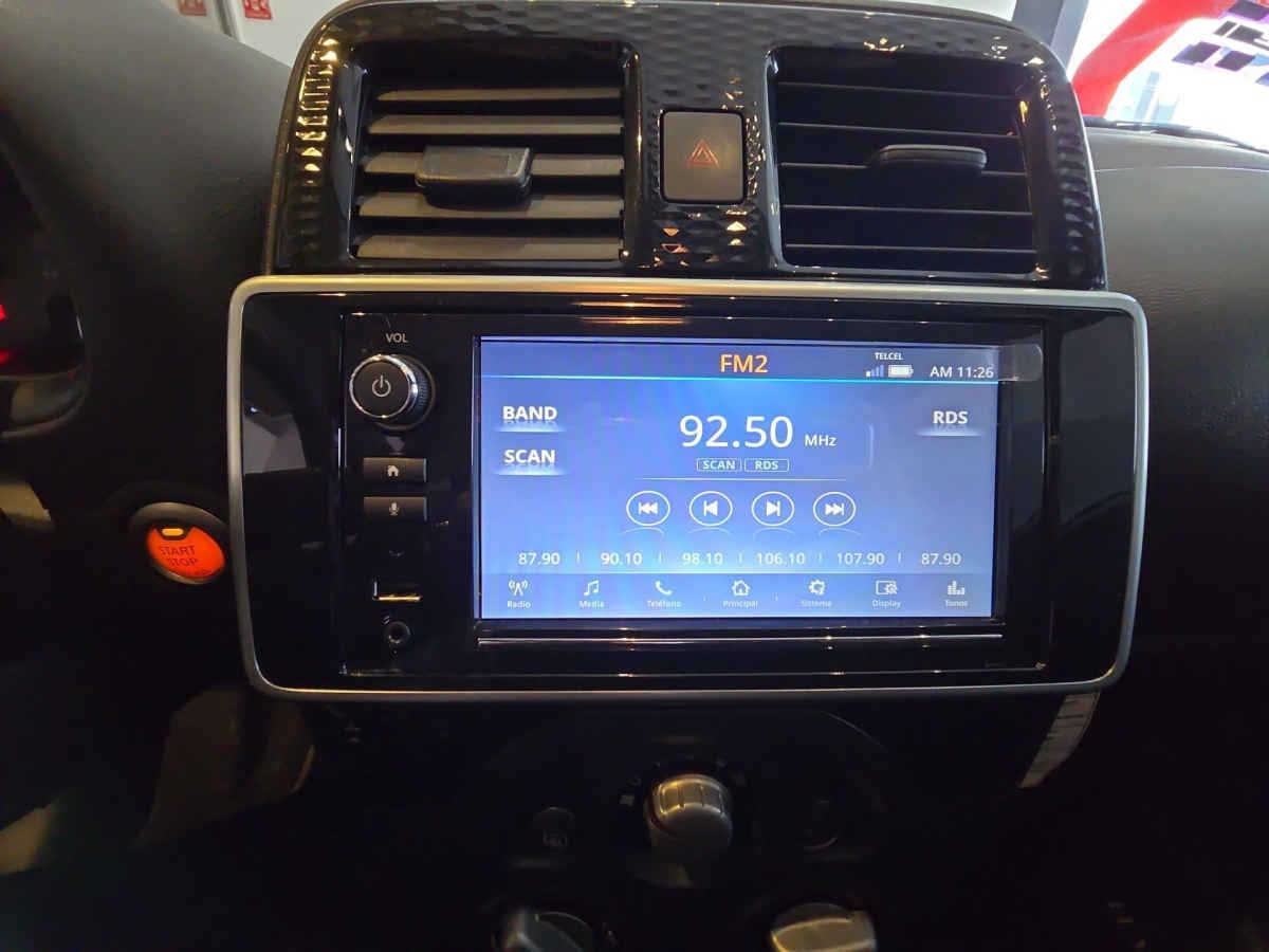 2025 Nissan March 5p Advance L4/1.6 Aut