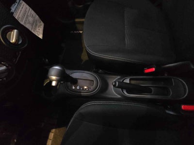 2025 Nissan March 5p Advance L4/1.6 Aut