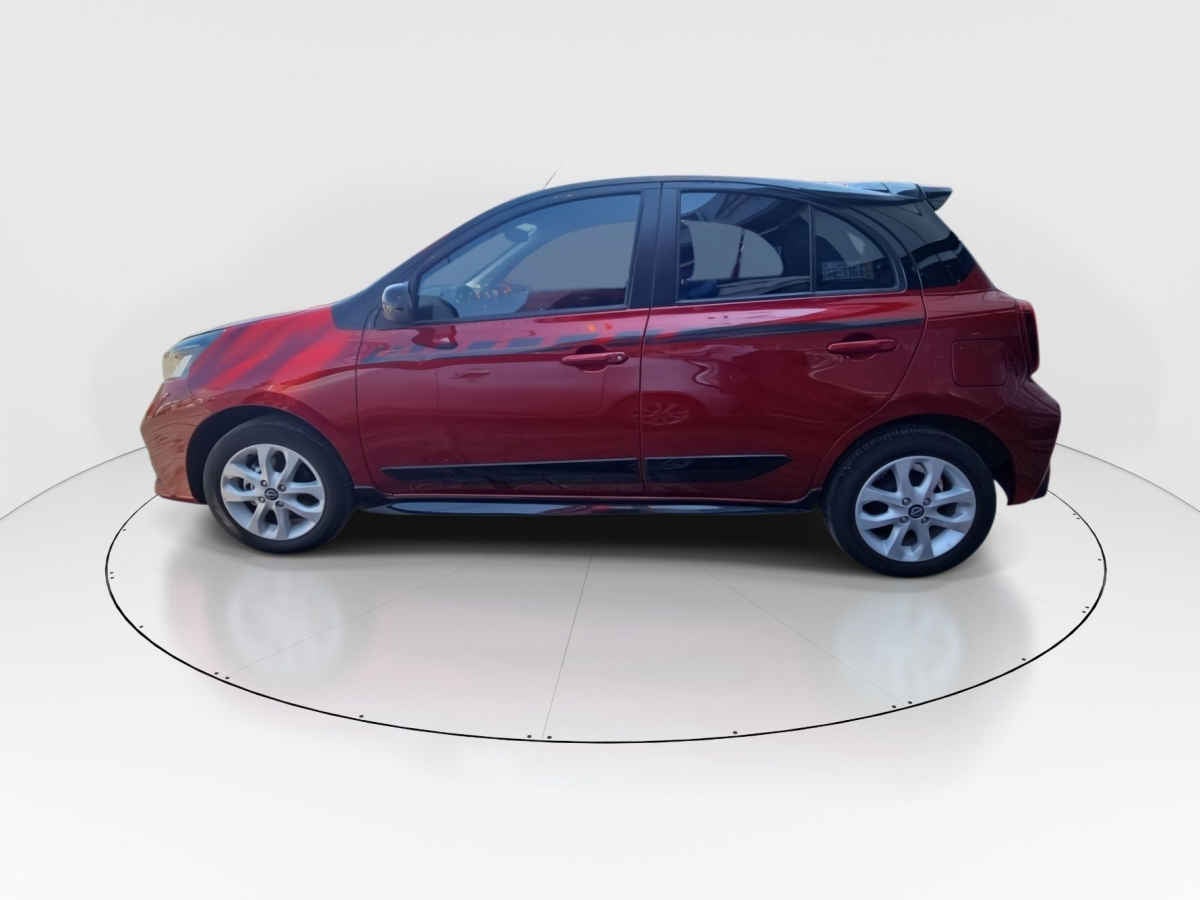 2025 Nissan March 5p Advance L4/1.6 Aut