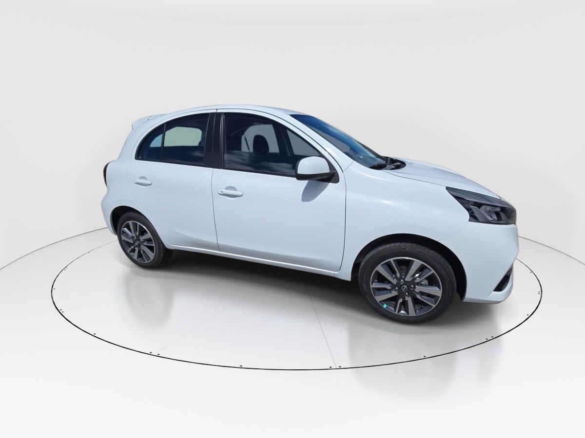 2024 Nissan March 5p Exclusive L4/1.6 Man