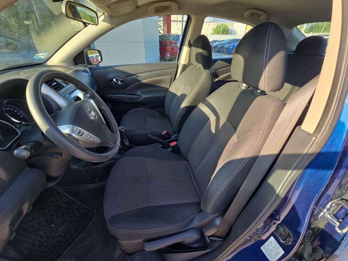 2019 Nissan Versa 4p Advance L4/1.6 Man