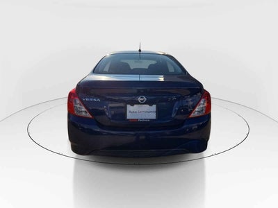 2019 Nissan Versa 4p Advance L4/1.6 Man