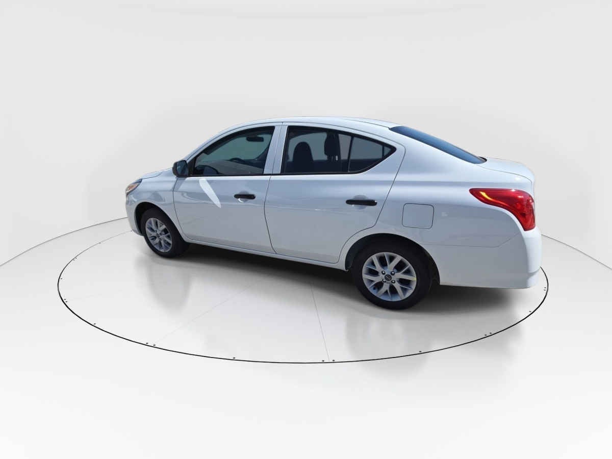 2025 Nissan Versa V-DRIVE 4 PUERTAS T/M A/C AUDIO 1.6 LTS