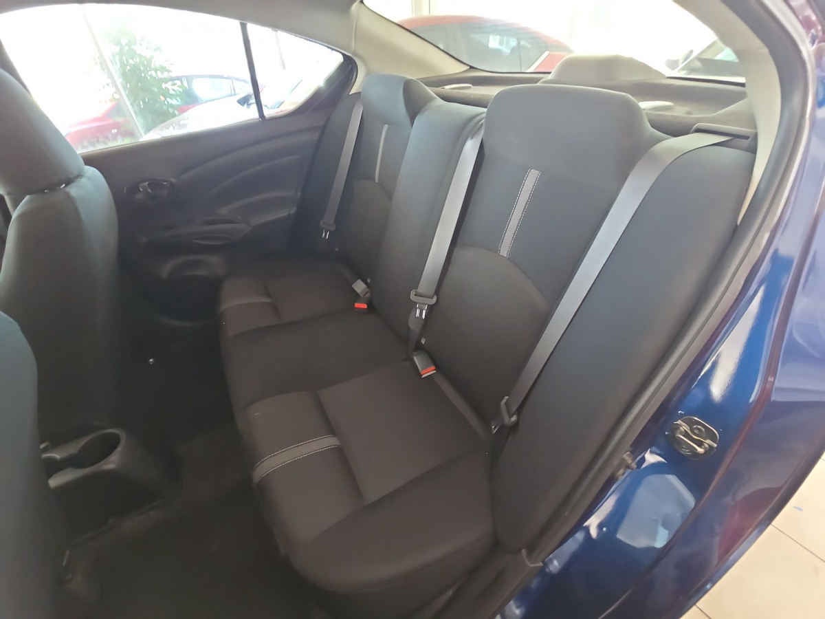 2024 Nissan V-Drive 4p L4/1.6 Man Audio