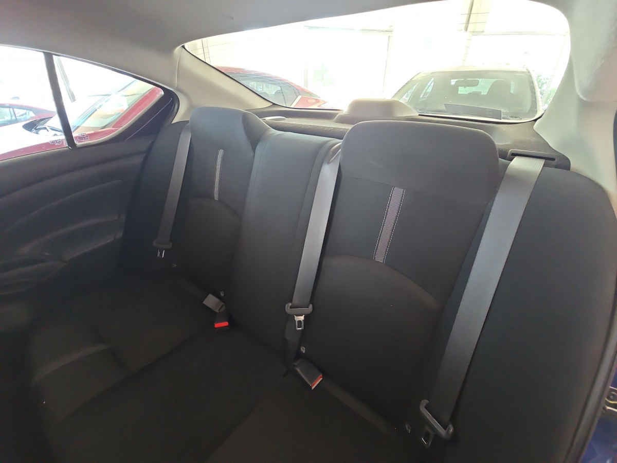 2024 Nissan V-Drive 4p L4/1.6 Man Audio
