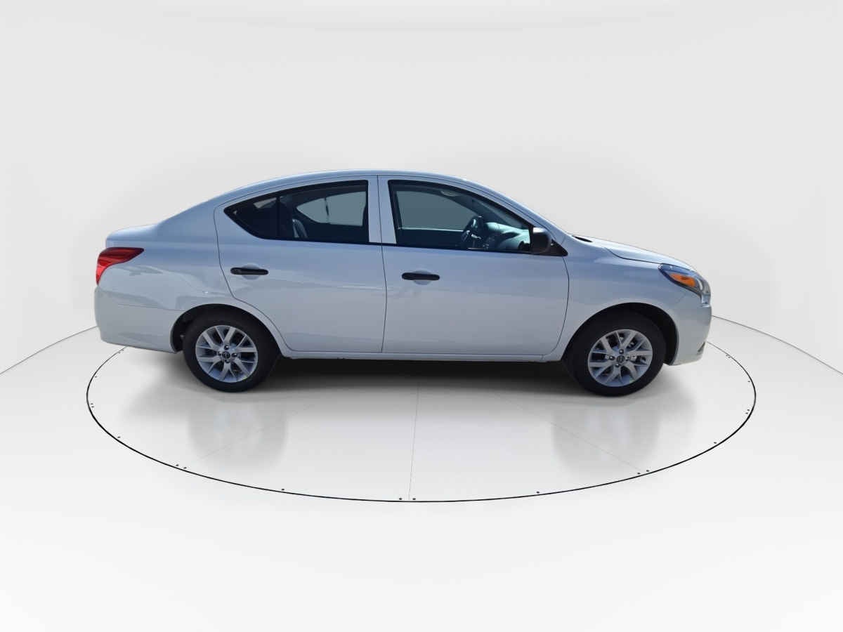 2025 Nissan Versa V-DRIVE 4 PUERTAS T/M A/C AUDIO 1.6 LTS