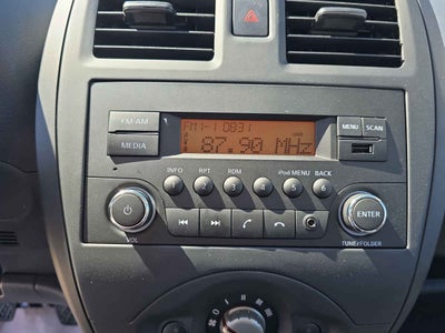 2025 Nissan Versa V-DRIVE 4 PUERTAS T/M A/C AUDIO 1.6 LTS