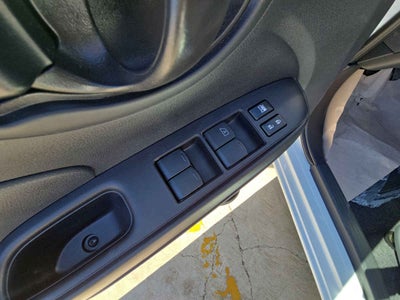 2025 Nissan Versa V-DRIVE 4 PUERTAS T/M A/C AUDIO 1.6 LTS