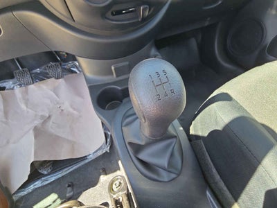 2025 Nissan Versa V-DRIVE 4 PUERTAS T/M A/C AUDIO 1.6 LTS