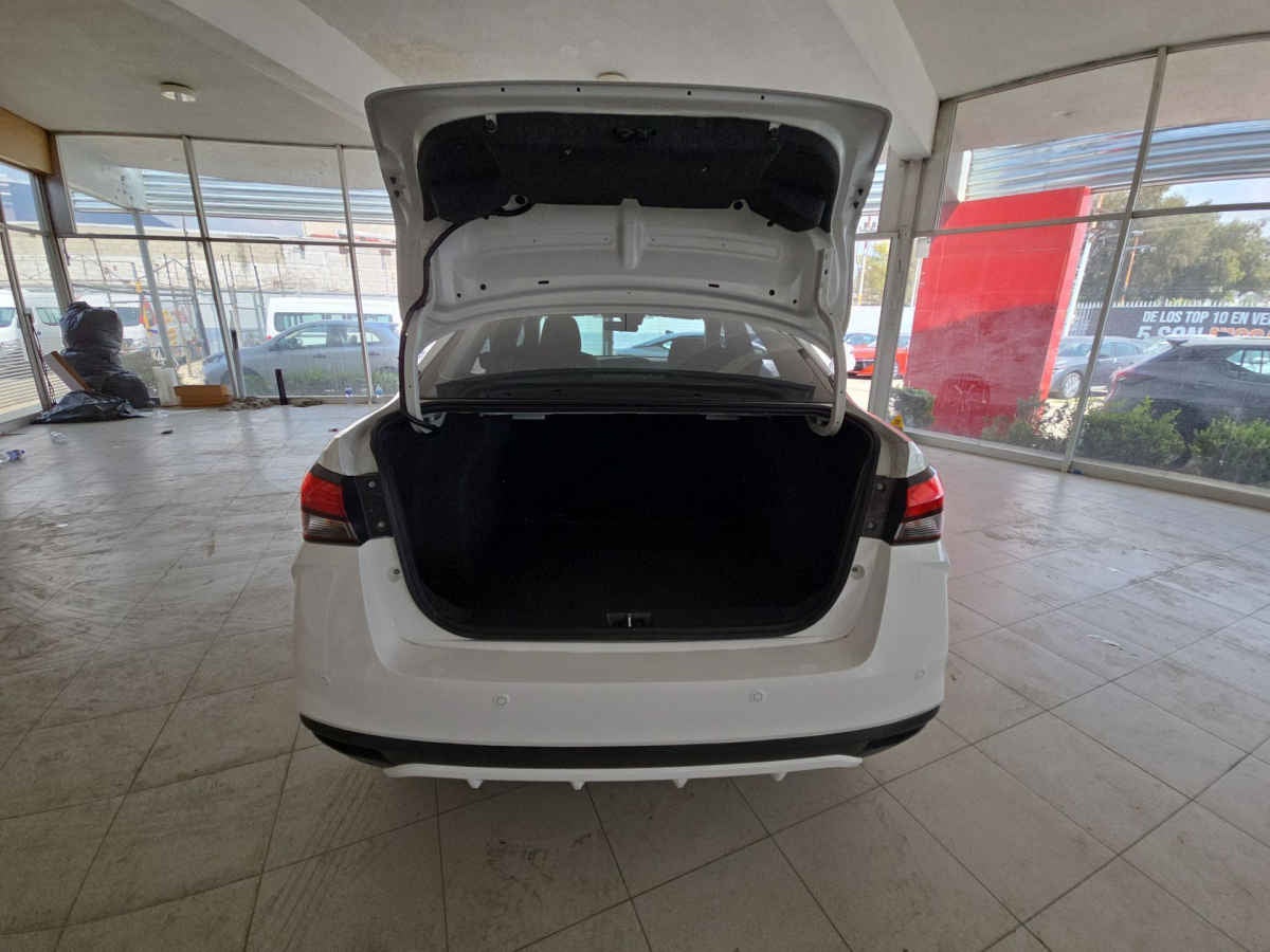 2024 Nissan Versa 4p Advance L4/1.6 Aut