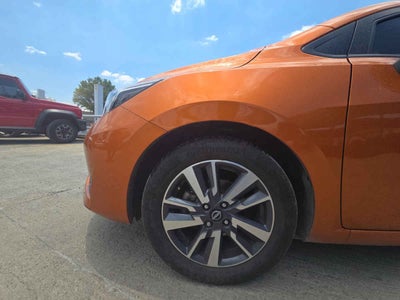 2024 Nissan Versa 4p Advance L4/1.6 Man