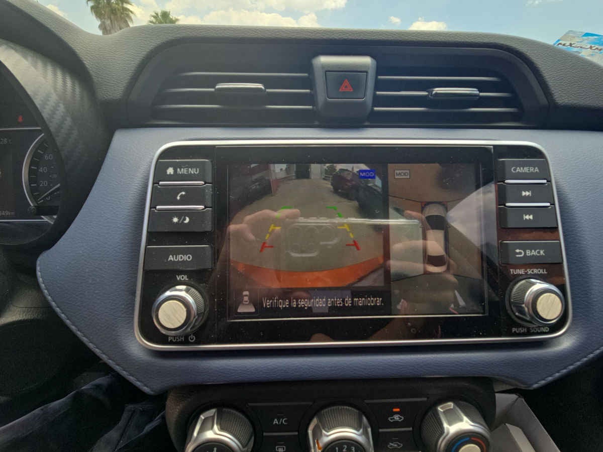 2024 Nissan Versa 4p Advance L4/1.6 Man