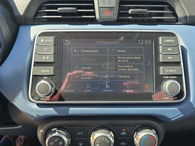 2025 Nissan Versa 4p Advance L4/1.6 Man