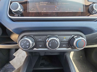 2025 Nissan Versa 4p Advance L4/1.6 Aut