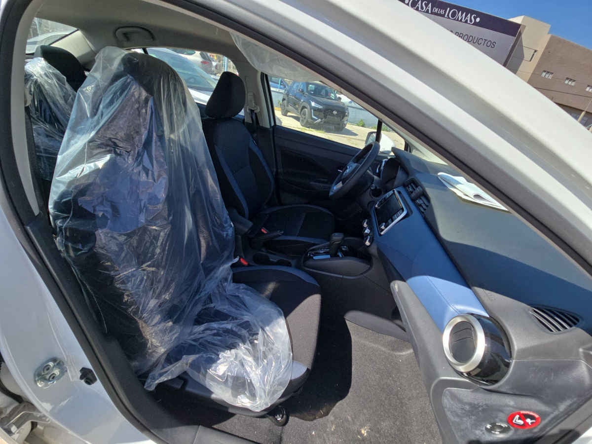 2025 Nissan Versa 4p Advance L4/1.6 Aut