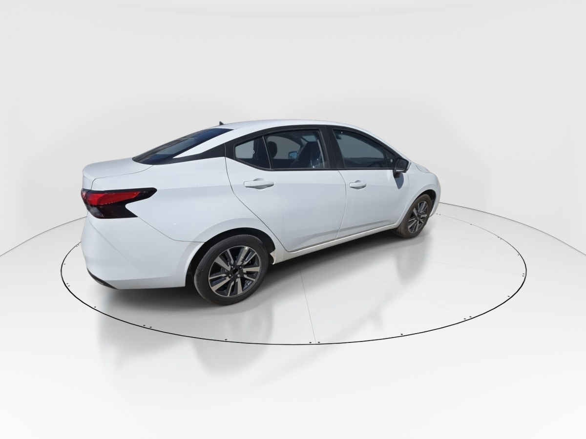 2025 Nissan Versa 4p Advance L4/1.6 Aut