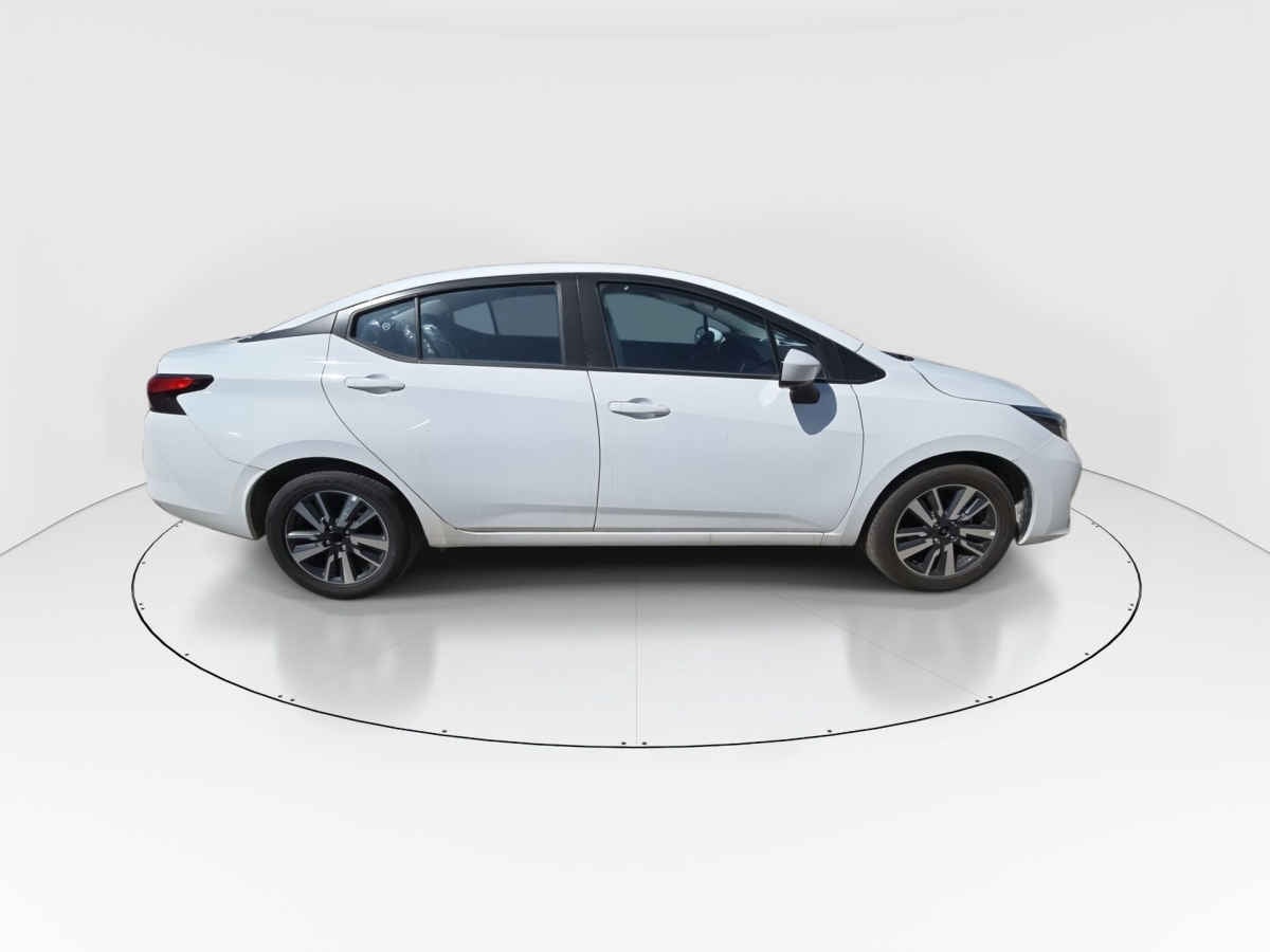 2025 Nissan Versa 4p Advance L4/1.6 Aut