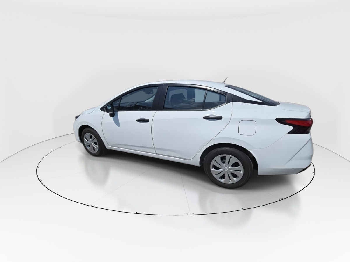 2025 Nissan Versa 4p Sense L4/1.6 Man