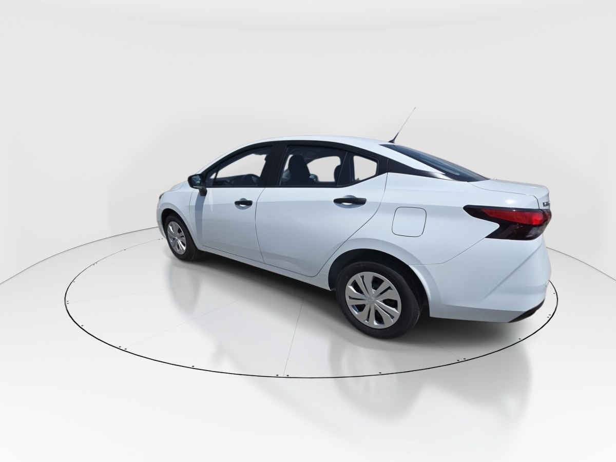 2025 Nissan Versa 4p Sense L4/1.6 Man