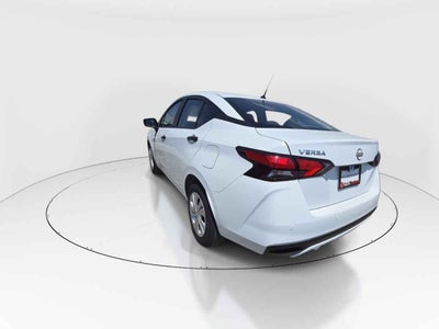 2025 Nissan Versa 4p Sense L4/1.6 Man