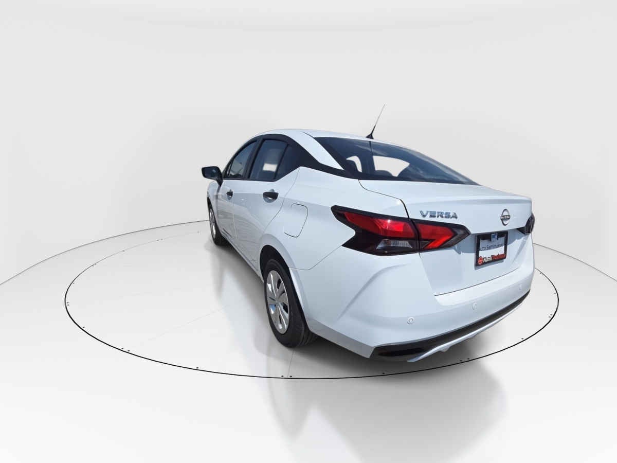 2025 Nissan Versa 4p Sense L4/1.6 Man