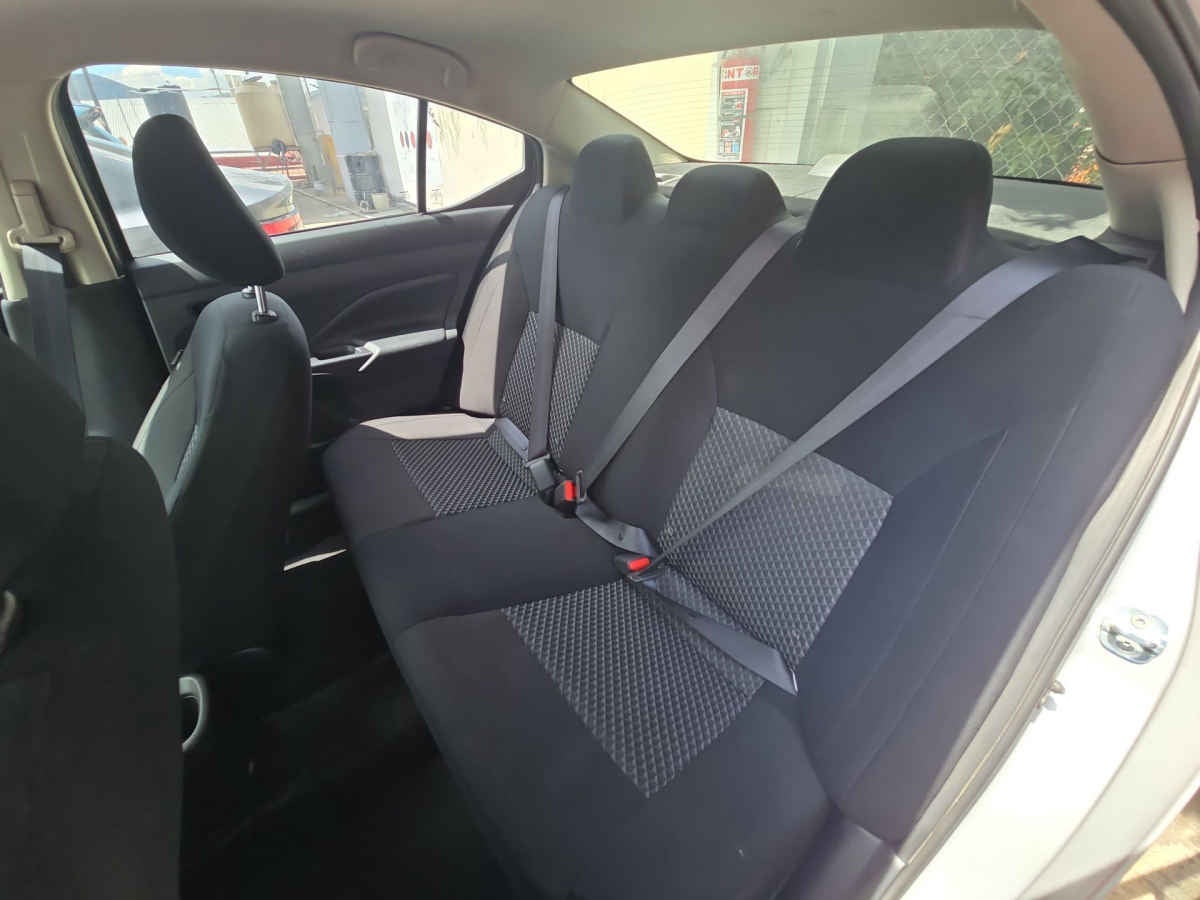 2024 Nissan Versa 4p Sense L4/1.6 Man