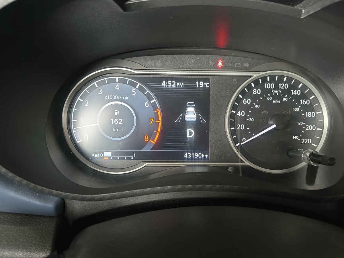 2024 Nissan Versa 4p Exclusive L4/1.6 Aut