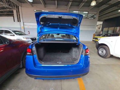 2024 Nissan Versa 4p Exclusive L4/1.6 Aut
