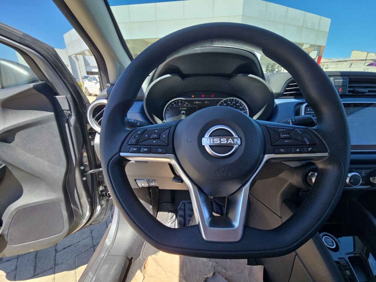 2025 Nissan Versa 4p Advance L4/1.6 Aut