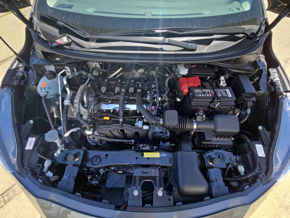 2025 Nissan Versa 4p Advance L4/1.6 Aut