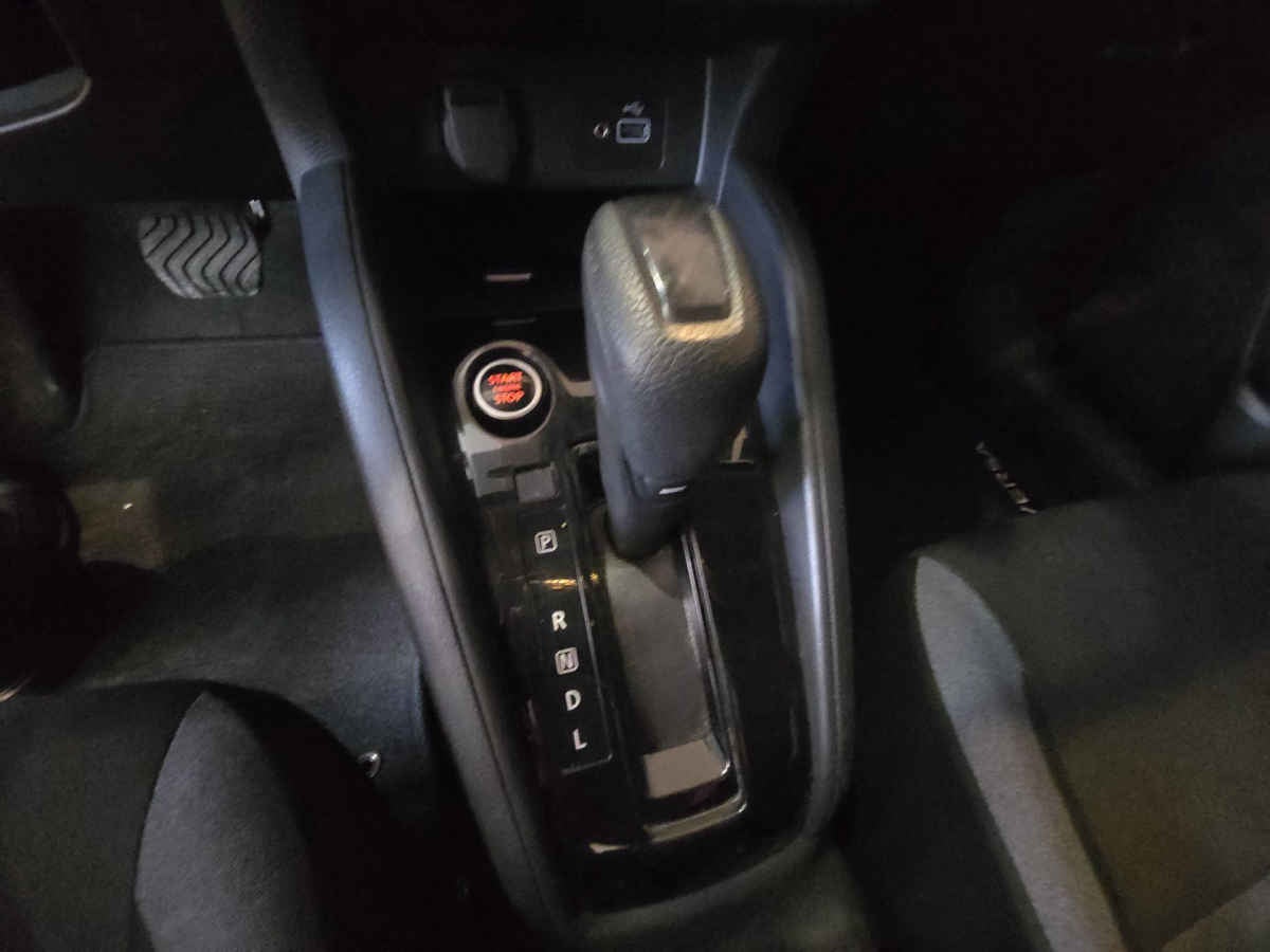 2023 Nissan Versa 4p Advance L4/1.6 Aut