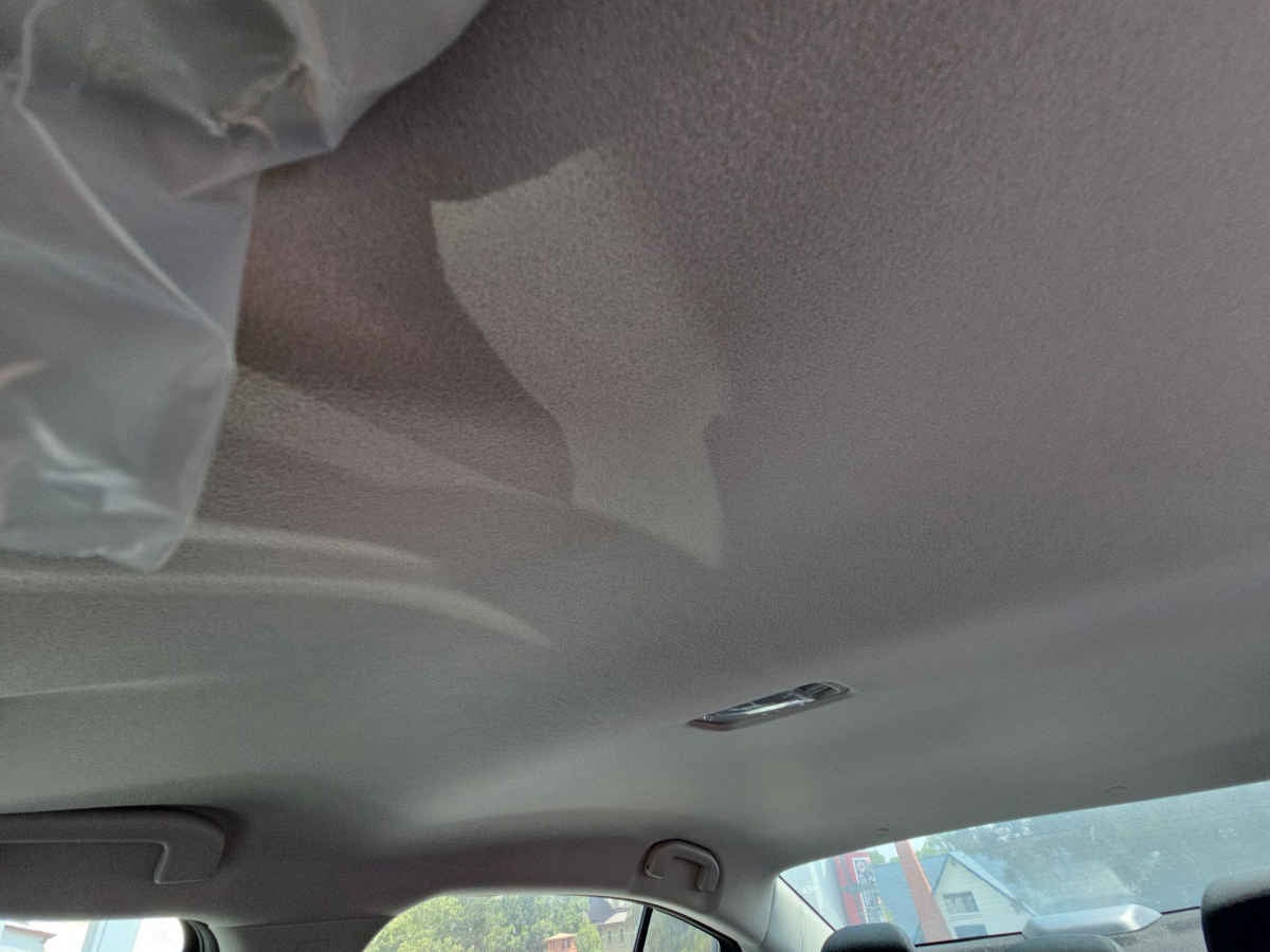 2025 Nissan Versa 4p Advance L4/1.6 Aut